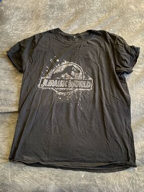 Jurassic World Unisex Logo Black Graphic Tee